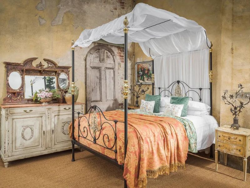 Four-Poster Beds