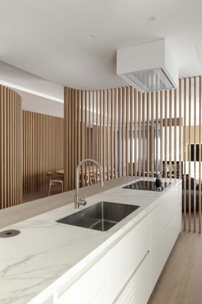 Partitioned Walls in Modern Kitchens